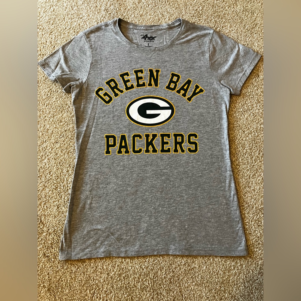 Women’s G-III 4Her Green Bay Packers Logo T-Shirt